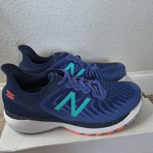 New Balance Fresh Foam Blue Running Shoes Sneakers Size 9.5 Women's